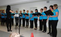Ženski pevski zbor vzgojiteljic aktivno deluje že dve leti, bravo dekleta! 