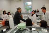 V Univezitetnem središču Ajdovščina Univerze Nova Gorica si je predsednik ogledal laboratorije