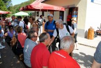 Župan Marjan Poljšak je dolgoletni član PD Ajdovščina, aktiven pohodnik in tudi tradicionalni govornik na letnem pohodu na Čaven 