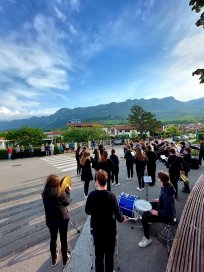 Pihalni orkester Burja je zagodel tudi v Trnjah na robu Šturij. 