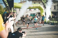 Tik pred proslavo sta se na Lavričevem trgu odvila dva štarta UTVV tekov. Foto Polona Ipavec 