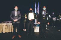 Letošnje Petomajsko priznanje je prejel Aleksander Lemut, za izjemen gospodarski uspeh in izkazano domoljubje ter vsestranski doprinos k razvoju skupnosti. 