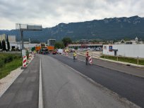 Asfaltacija križišča na Tovarniški cesti.