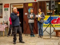 Župan Marjan Poljšak je čestital vsem tekačem in organizatorju - Triatlon klubu Ajdovščina. Foto Maj Blatnik 