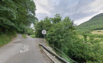 Cesta v Gaberje iz smeri Ajdovščina gre v enem odseku v prenovo. 