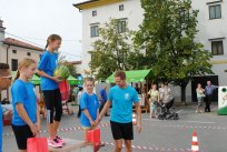 Zmagovalci - glavna nagrada vseh treh sobotnih tekmovanj je bila lubenica z občinske njive. Zmagovalci - glavna nagrada vseh treh sobotnih tekmovanj je bila lubenica z občinske njive.
