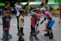 Zadnje tekmovanje je organiziral Klub Šport Ani - spretnostno rolkanje. Priprave ... Zadnje tekmovanje je organiziral Klub Šport Ani - spretnostno rolkanje. Priprave ...