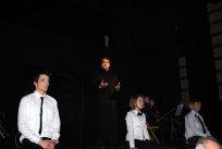 Z odra sta nam spregovorila tudi Matija Vertovec in Karl Lavrič - imenitna uprizoritev dialoga med dvema domačima velikanoma si zasluži ponovitev ... 