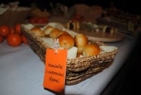 Kulturni praznik smo v slogu zaključili z družabnim delom, simboliko s k Prešernovemu dnevu dodale članice Društva gospodinj s Planine - prešerno smo se Prešerna spomnili še s figami - postregle so nam z okusnimi planinči s cukrenimi figami 