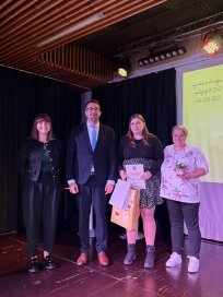 Letos so priznanja prejeli mladi, ki so s svojim delom in odnosom pokazali izjemno predanost skupnosti.