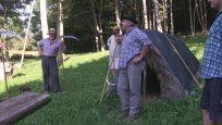 S košnjo po starem kosci obujajo ljudsko izročilo