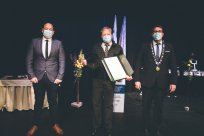 Prejemnik Zlatega znaka Občine Ajdovščina 2021 Marjan Krpan. 