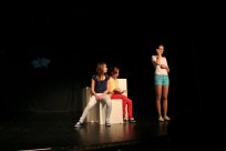 Med dobrim in zlom, maj 2013