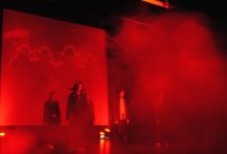 Med dobrim in zlom - februar 2013