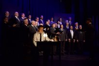 Moški pevski zbor Srečko Kosovel je skupaj z interpretom Primožem Forte nedavno nastopil na slovesnosti ob kulturnem prazniku v Ajdovščini. 