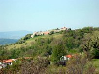 Pogled na Tabor nad Črničami 