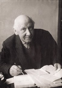 Veno Pilon se je rodil 22. septembra.