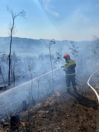 Požar nad Dolgo Poljano, foto PGD Šempeter pri Gorici 