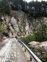 Sanacija čavenske ceste napreduje.