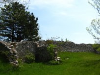 Kitajska je ime dobila po suhozidcih, ki so prav tu najlepši, najdaljši in najvišji - spominjajo na kitajski zid 