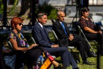 Slavnostna govornica Majda Širca, predsednik Borut Pahor in župan Gregor Strmčnik na proslavi v Ankaranu, ki je sicer, v luči aktualnih razmer, potekala brez občinstva. Foto: spletna stran Občine Ankaran
