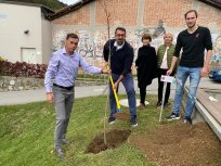 Direktor Zavoda za šport Ajdovščina Uroš Pintar, župan Občine Ajdovščina Tadej Beočanin, vodja MKC Hiša mladih Tonja Ferjančič, sodelavka uprave iz področja družbenih zadev Erika Zavnik ter predsednik Mladinskega sveta Ajdovščina Lan Žvanut. 