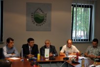 Projektant Primorja Marko Kosovel, podpredsednik NK Primorje Branko Bakaršič, župan Občine Ajdovščina Marjan Poljšak, tajnik Občine Ajdovščina Vili Durnik in strokovni sodelavec občinske uprave Peter Kete