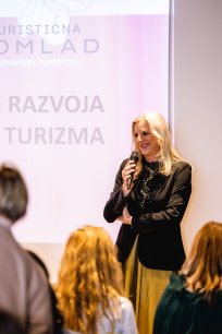 Erika Lojk, direktorica Zavoda za turizem Nova Gorica in Vipavska dolina, organizatorja dogodka Turistična pomlad 
