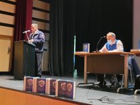 Predstavitev zbornika Vezisti in zveze v Dvorani prve slovenske vlade v Ajdovščini. 